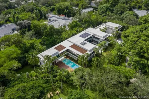 8325 Cheryl Lane Miami FL 33143