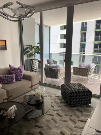 488 NE 18th Street Miami FL 33132