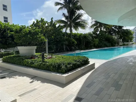 488 NE 18th Street Miami FL 33132
