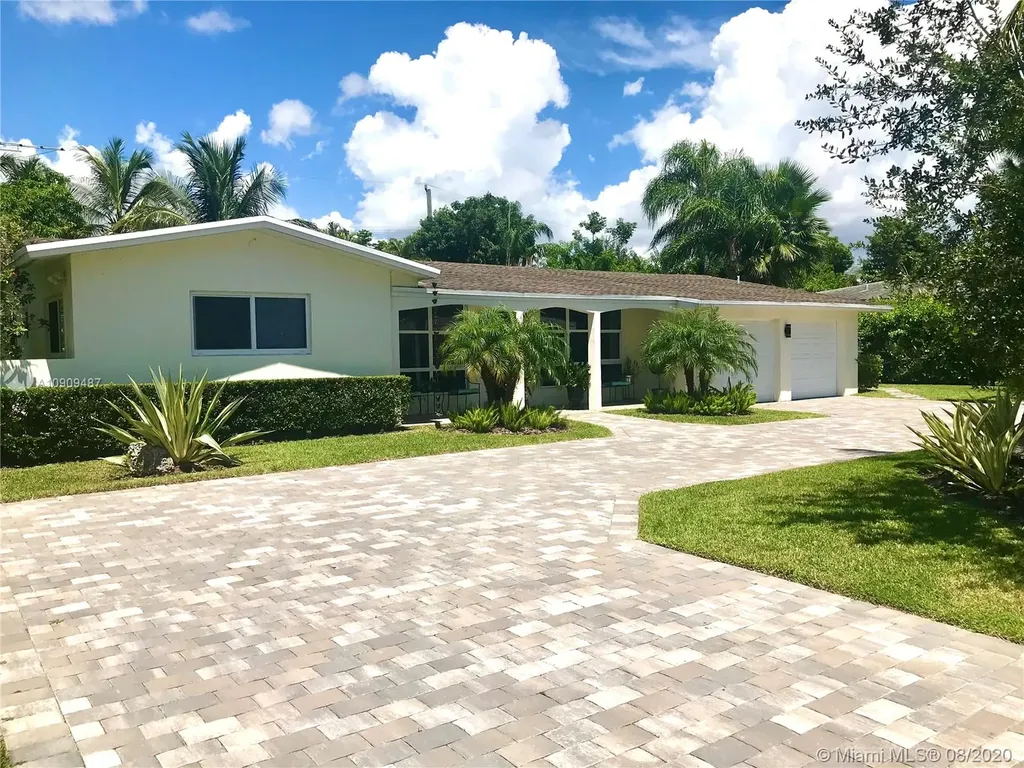 6020 SW 64th Avenue South Miami FL 33143