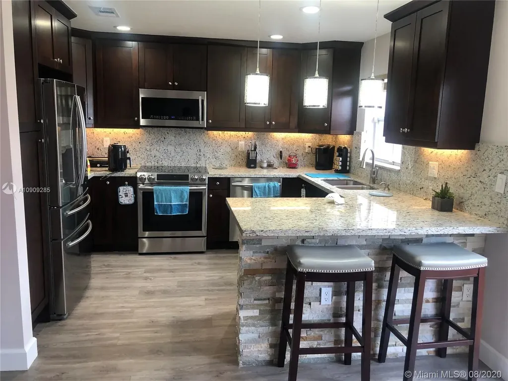 16367 SW 46th Terrace Miami FL 33185