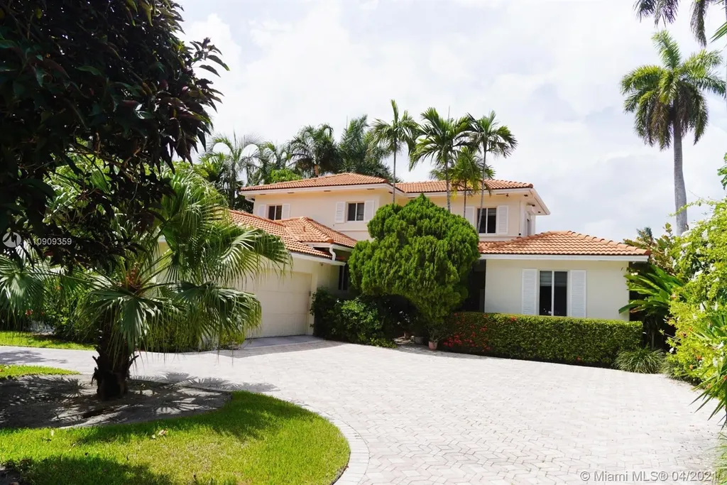 1775 W 24th Street Miami Beach FL 33140
