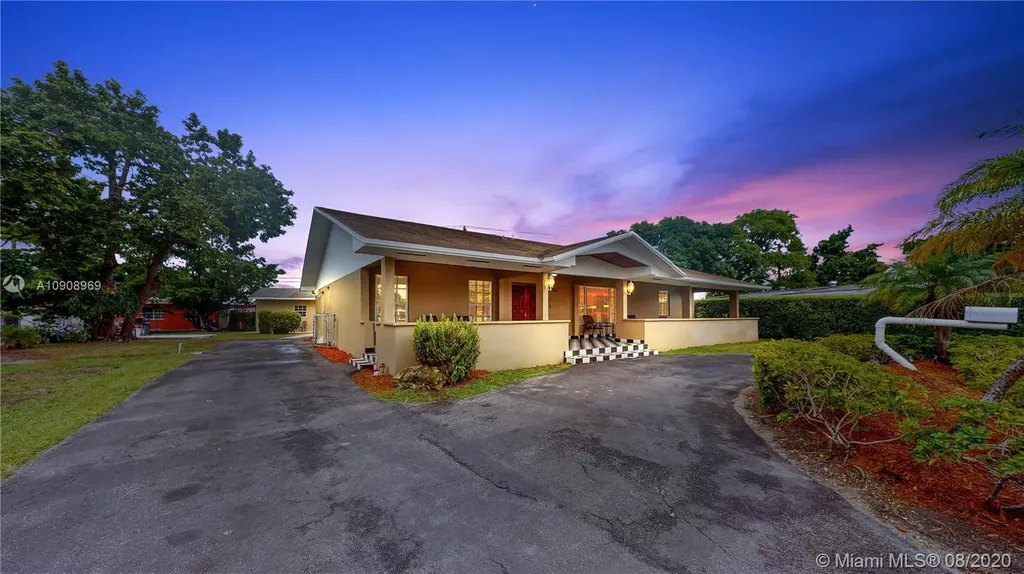 4025 SW 107th Court Miami FL 33165