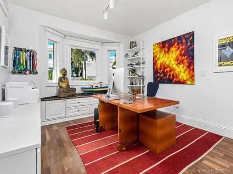 16 Turtle Walk Key Biscayne FL 33149