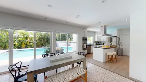 330 Ridgewood Road Coral Gables FL 33133