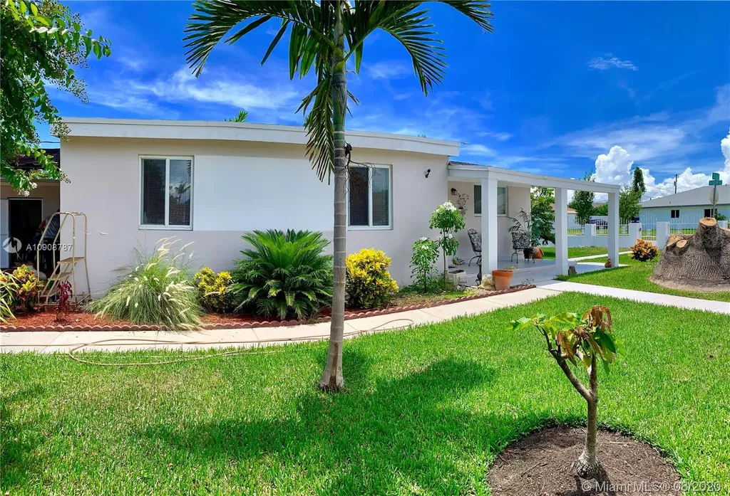 21601 SW 109th Avenue Miami FL 33170