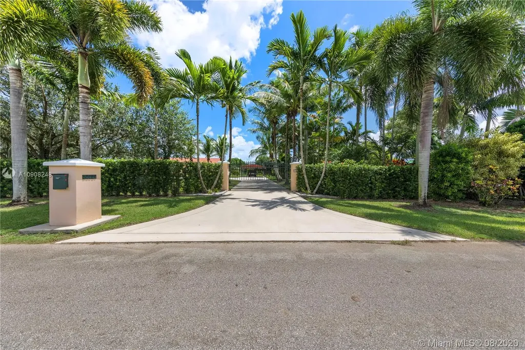 28505 SW 207th Avenue Homestead FL 33030