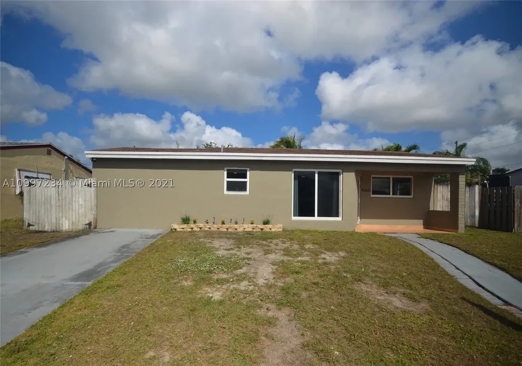 6821 Cody Street Hollywood FL 33024