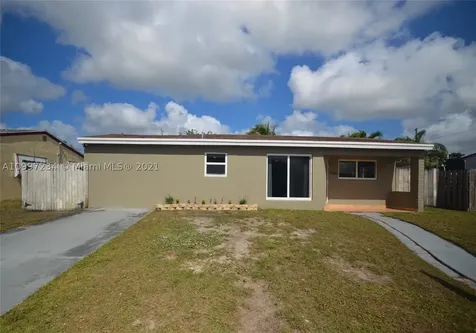 6821 Cody Street Hollywood FL 33024