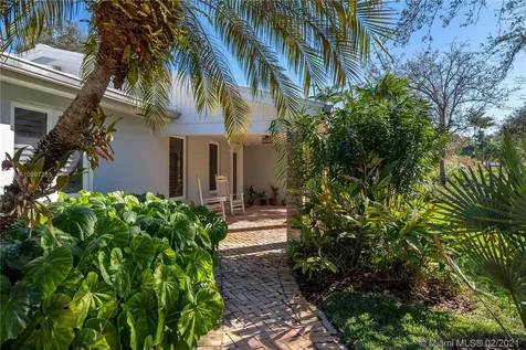 8321 SW 165th Terrace Palmetto Bay FL 33157