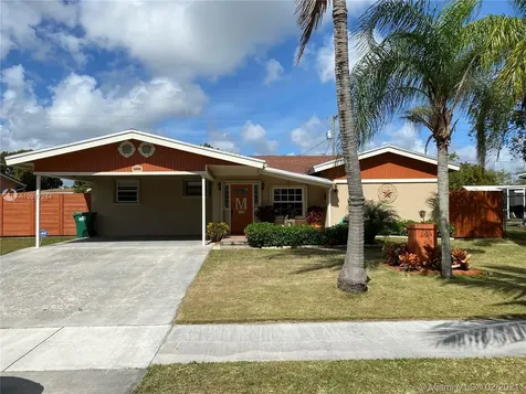 9731 Martinique Drive Cutler Bay FL 33189