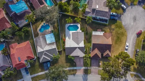 6260 Hawkes Bluff Avenue Davie FL 33331