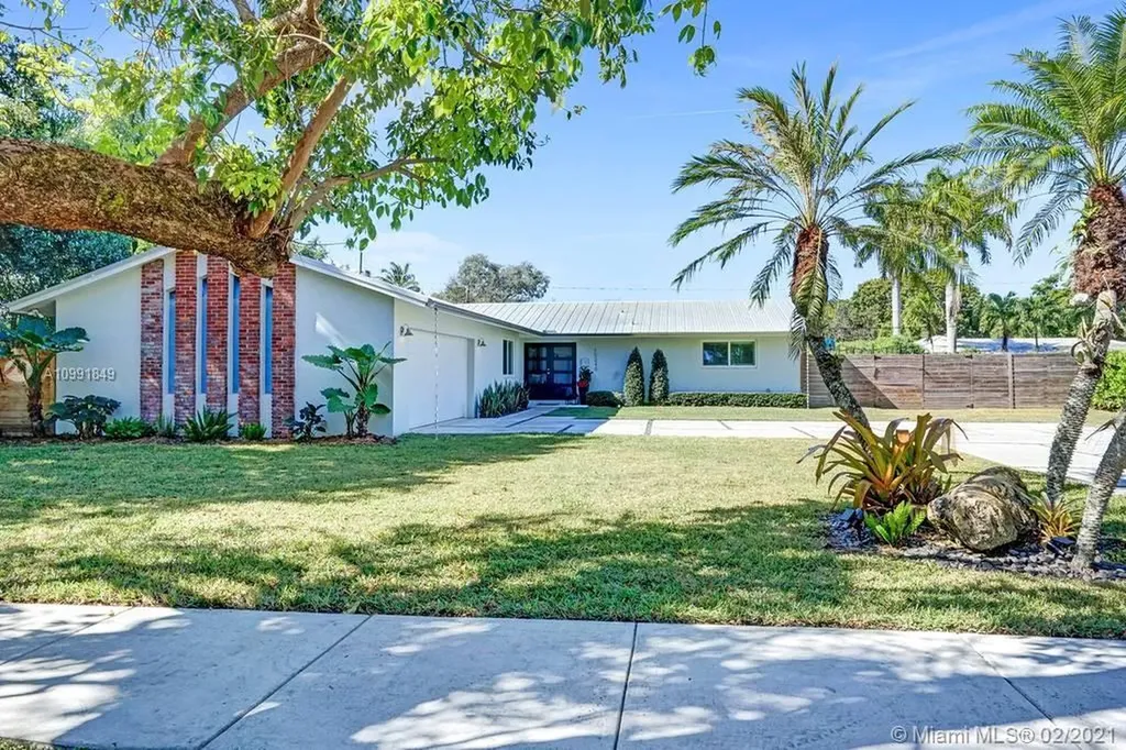 15240 SW 86th Avenue Palmetto Bay FL 33157
