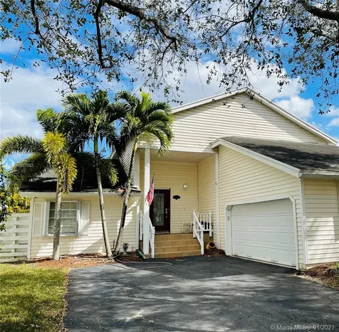 15017 SW 140th Court Miami FL 33186