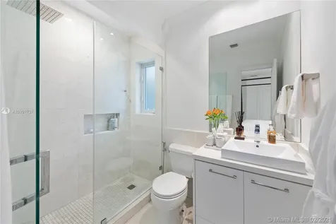 8251 Old Cutler Road Coral Gables FL 33143