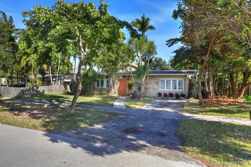18931 Belmont Drive Cutler Bay FL 33157
