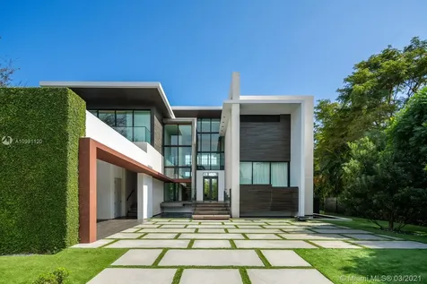 132 Paloma Drive Coral Gables FL 33143