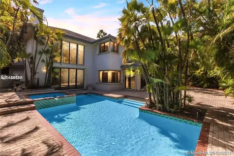 20143 NE 19th Place Miami FL 33179