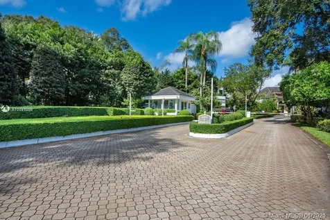 20143 NE 19th Place Miami FL 33179