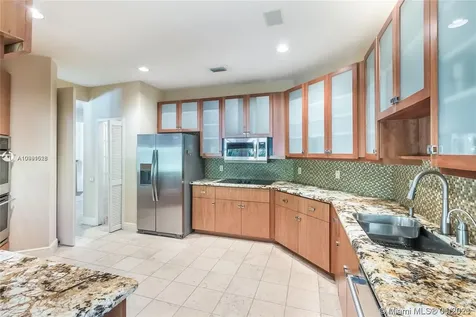 20143 NE 19th Place Miami FL 33179