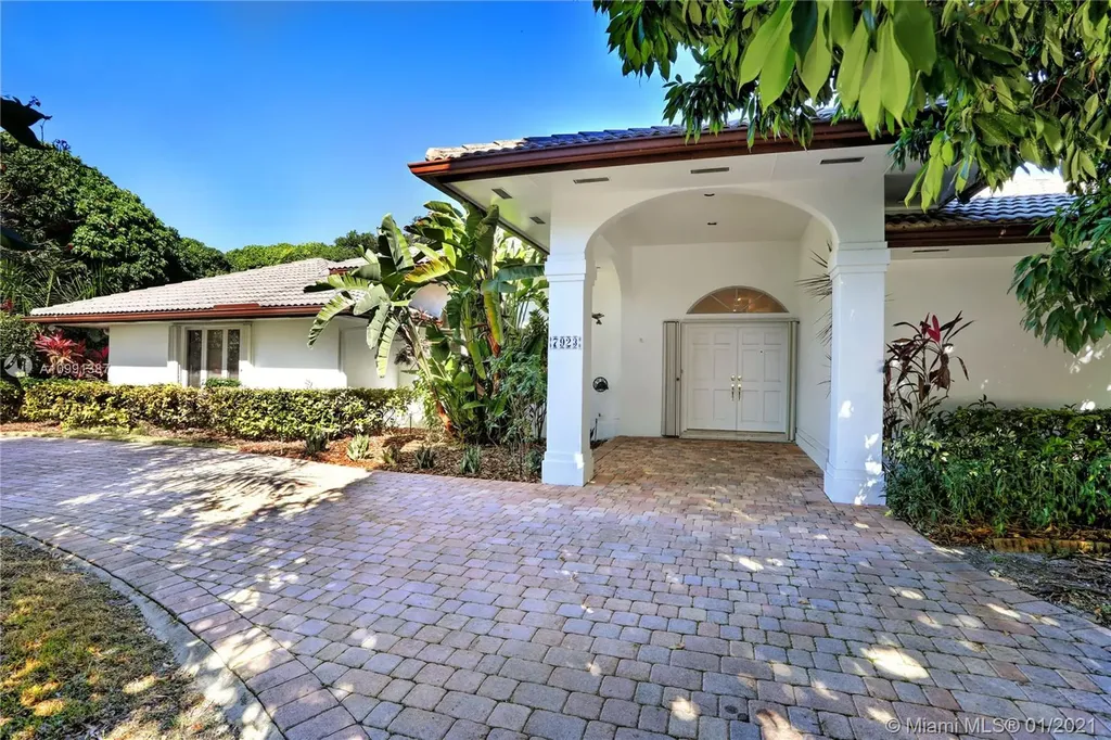 7923 SW 153rd Terrace Palmetto Bay FL 33157
