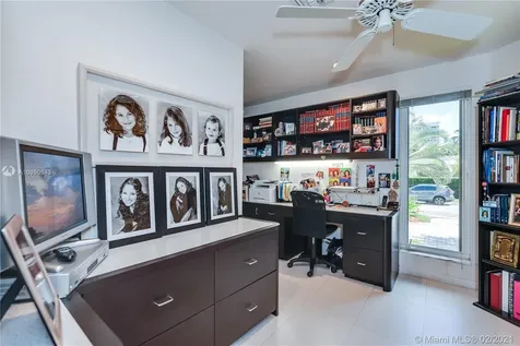 160 Bal Cross Drive Bal Harbour FL 33154