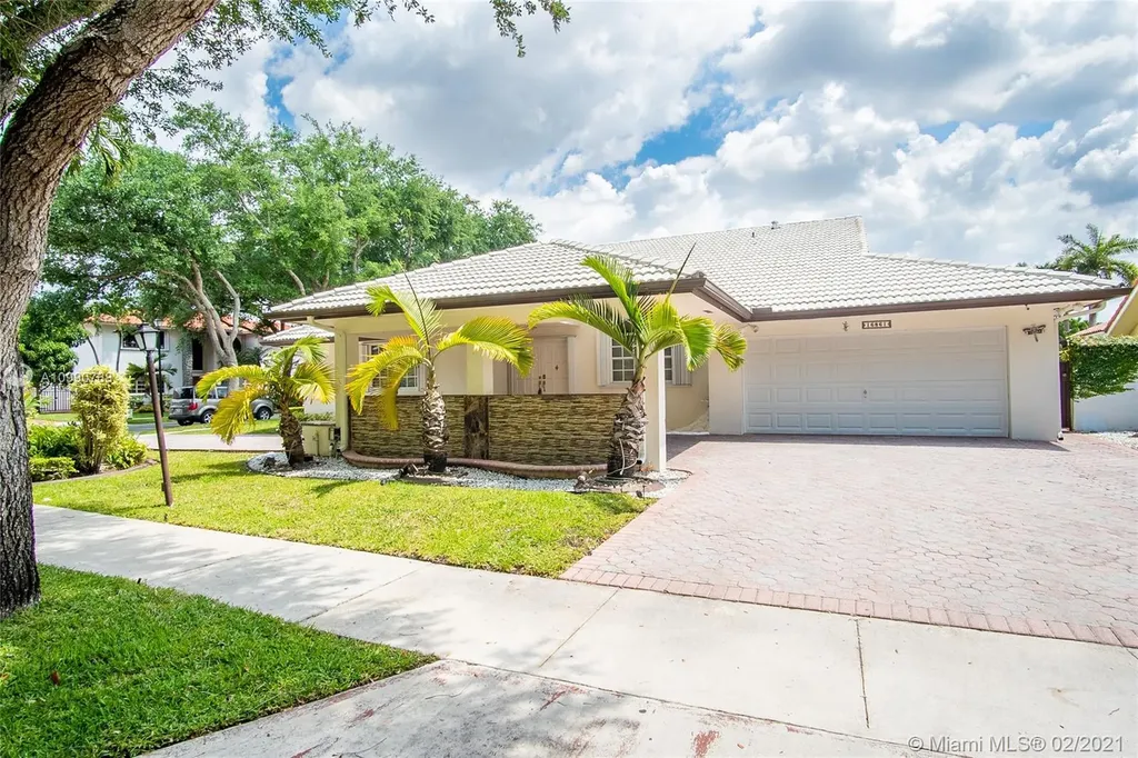 16861 NW 79th Place Miami Lakes FL 33016