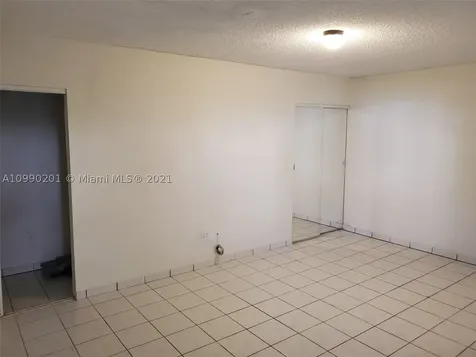 3760 Amalfi Drive Hollywood FL 33021