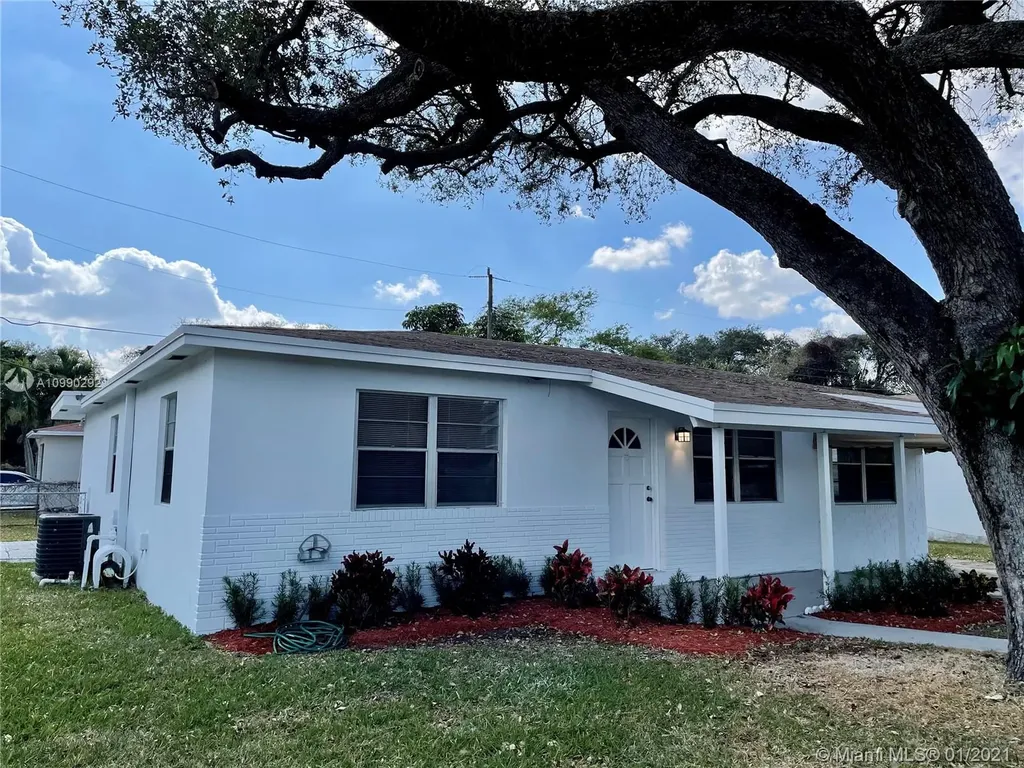 701 SW 5th Court Hallandale Beach FL 33009