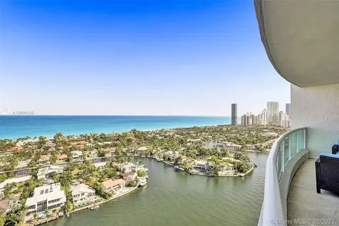 20201 E Country Club Drive Aventura FL 33180