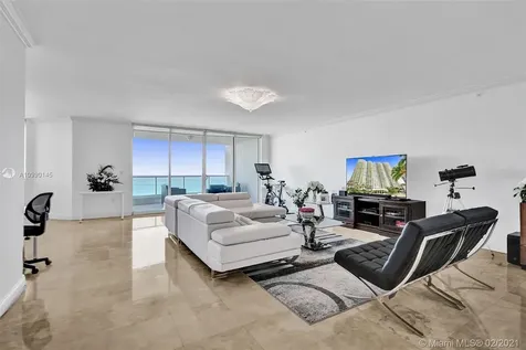 20201 E Country Club Drive Aventura FL 33180