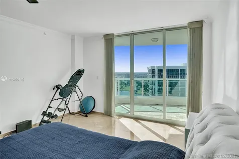 20201 E Country Club Drive Aventura FL 33180