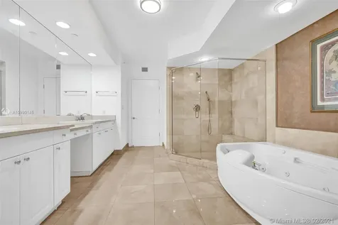 20201 E Country Club Drive Aventura FL 33180