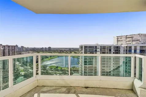 20201 E Country Club Drive Aventura FL 33180