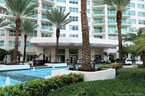 20201 E Country Club Drive Aventura FL 33180