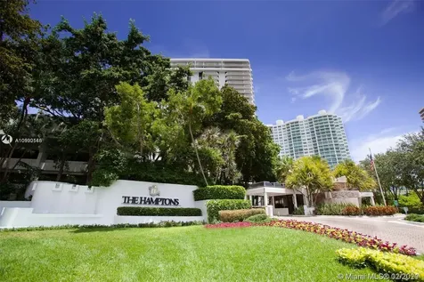 20201 E Country Club Drive Aventura FL 33180