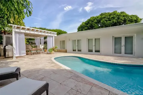 8650 Old Cutler Road Coral Gables FL 33143