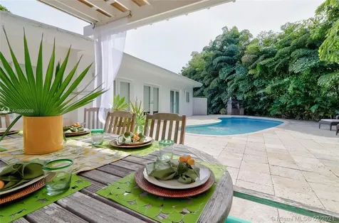 8650 Old Cutler Road Coral Gables FL 33143
