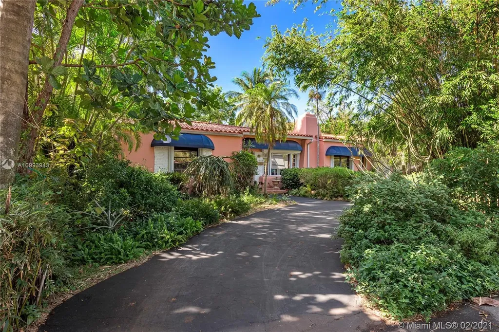 7700 Center Bay Drive North Bay Village FL 33141