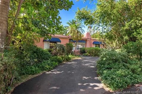 7700 Center Bay Drive North Bay Village FL 33141