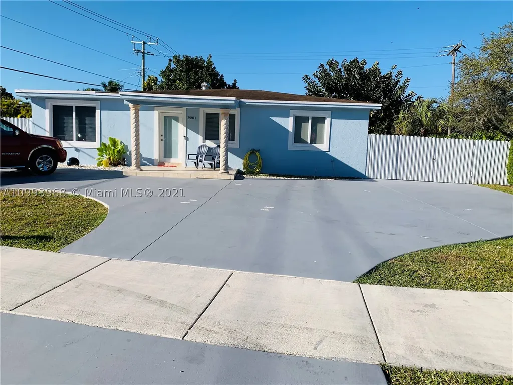 9201 SW 42nd Terrace Miami FL 33165