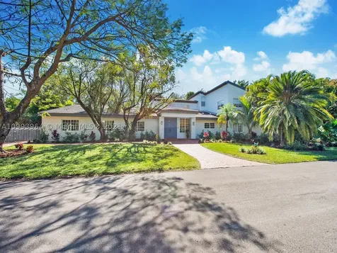 5900 SW 100th Terrace Pinecrest FL 33156