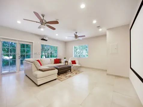5900 SW 100th Terrace Pinecrest FL 33156