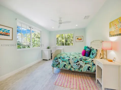 5900 SW 100th Terrace Pinecrest FL 33156