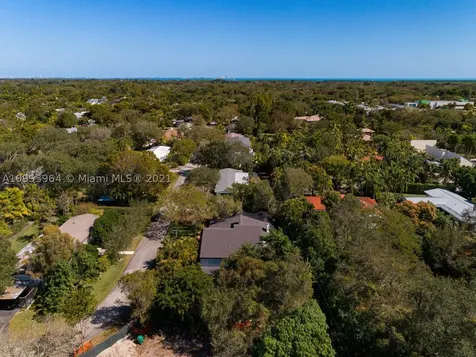5900 SW 100th Terrace Pinecrest FL 33156
