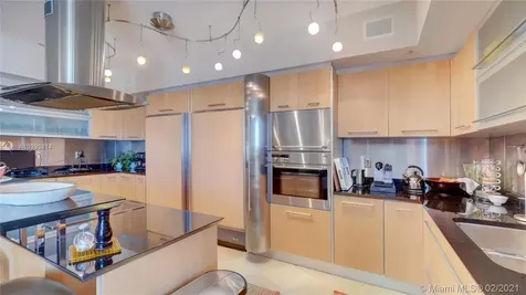 400 Alton Road Miami Beach FL 33139