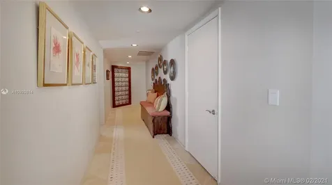 400 Alton Road Miami Beach FL 33139