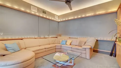 400 Alton Road Miami Beach FL 33139