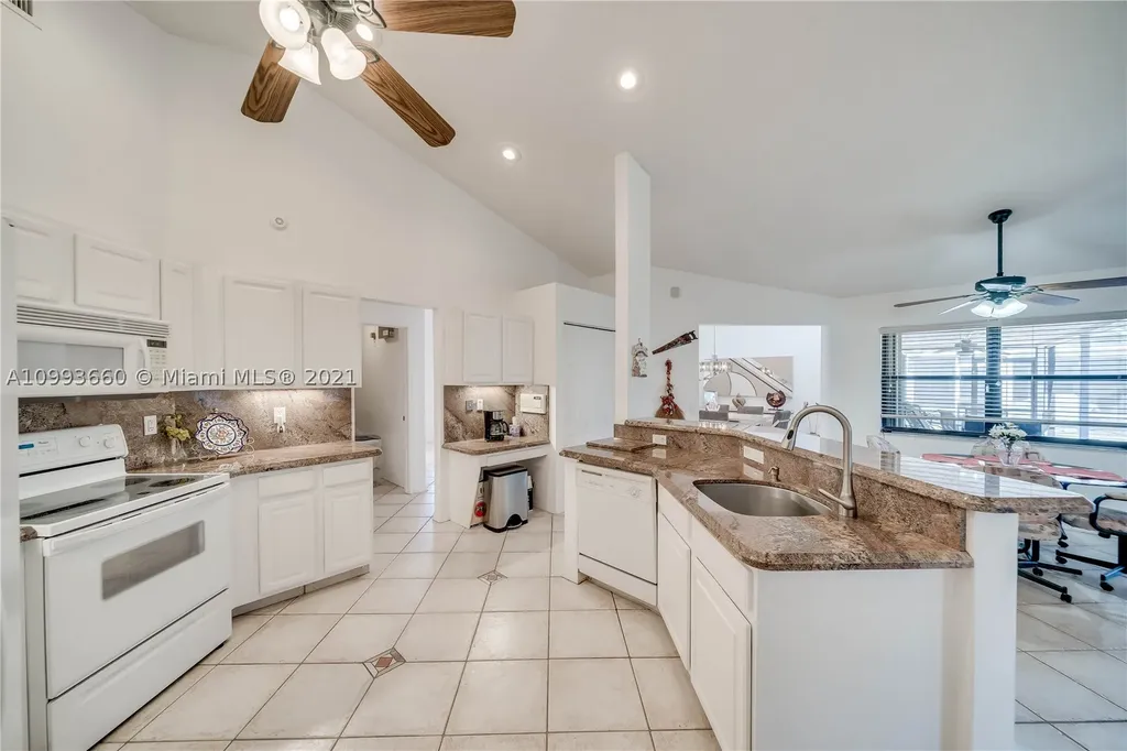 2862 W Abiaca Circle Davie FL 33328