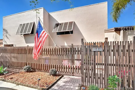 1148 NW 122nd Terrace Pembroke Pines FL 33026